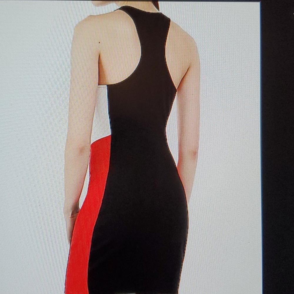 EXPRESS COLOR BLOCK SIDE RACERBACK - Picture 3 of 6